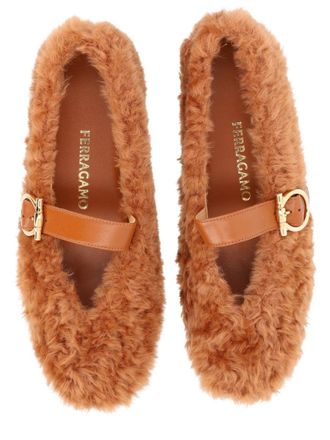 Ferragamo Love Ornament Ballerina Flat - Beige