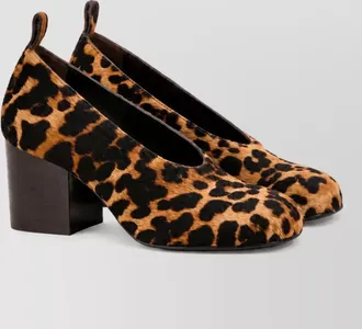 Ami leather pumps