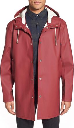Stutterheim Stockholm Long Sleeve Hooded Raincoat in Burgundy at Nordstrom, Size X-Large