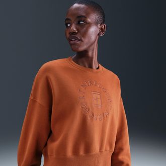 Nike Womens Court Heritage Phoenix Fleece Over-Oversized Crew-Neck Sweatshirt in Brown | HJ8988-246
