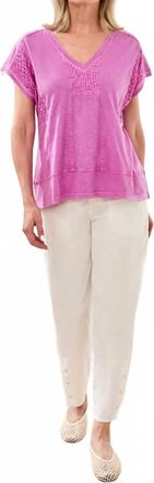 Tribal Slub Knit V-Neck Cap Sleeve Top In Wisteria