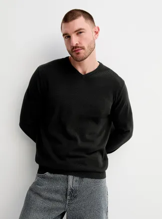 Le 31 Mens V-neck sweater