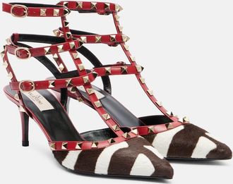 Valentino Garavani Salones destalonados Rockstud de pelo de becerro