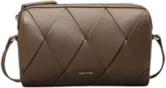 Calvin Klein Geweven Camera Bag Schoudertas met Reli&euml;fdetails - Dames - Schoudertassen - Bruin - ONE Size - Tassen