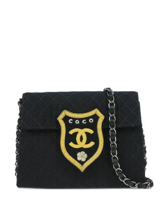 Chanel 2005 schoudertas met logo - Zwart