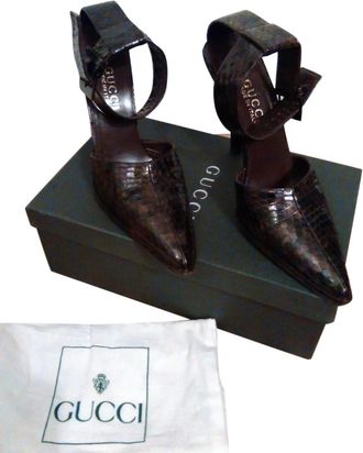 Gucci Snakeskin Decollete Stiletto Heels Size 37.5