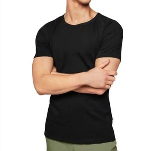 On Mens Movement Top In Black