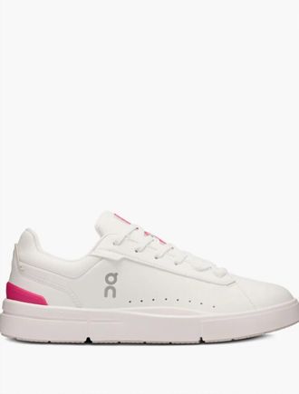 On Womens Roger Advantage Sneaker In White/pink