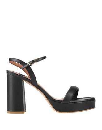 &Aacute;ngel Alarc&oacute;n Sandals