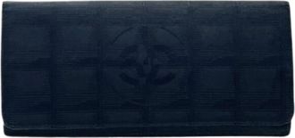 Chanel Pre-owned Wallets, female, Black, Size: ONE SIZE Pre-owned Nylon Wallet