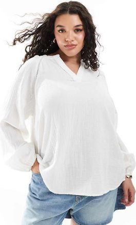 Only ONLY Curve cheesecloth v neck blouse in white