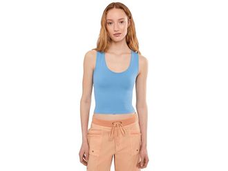 Free People Clean Lines Muscle Cami Womens Clothing Blissful Blue : L-XL (US Womens 14-16), Nylon/Spandex