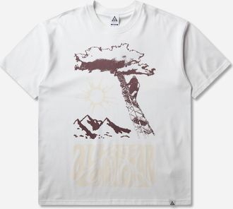 Nike Men s ACG Dri-FIT T-Shirt Summit White