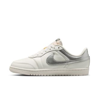 Nike Jordan Womens Air Jordan Skyline Low Shoes in White | IQ6586-101