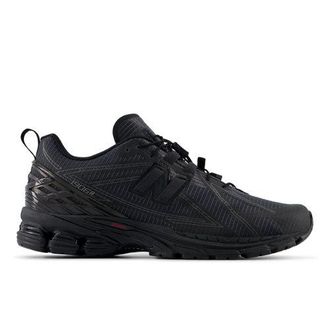 New Balance Mens 1906R in Black/Grey/Red Synthetic, size 10.5