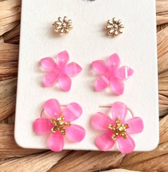White Label Womens Trio Floral Stud Earrings In Hot Pink