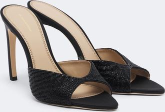 Victoria Beckham Mules Harlow de sat&eacute;n con cuentas