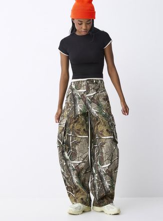 Twik Womens Camo pattern barrel-leg cargo pant