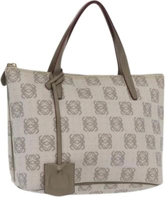 Loewe Pre-owned Handbags, female, Gray, Size: ONE SIZE Pre-owned Leather Handbag