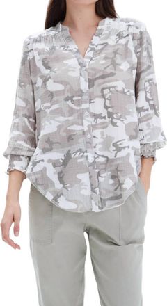 Chrldr Jenny Collarless Shirt In Grey Camo