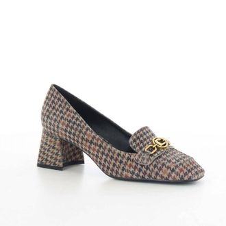 Lola Cruz Womens Chanty Pump In Beige