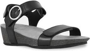 Munro Sintra Wedge Sandal in Black Leat at Nordstrom Rack, Size 6.5