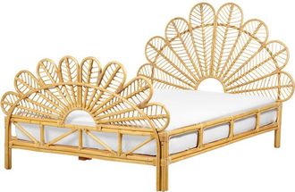 Beliani Cama Con Somier De Rat&aacute;n Madera Clara 140 X 200 Cm Panel Trenzado Pavo Real Florentine