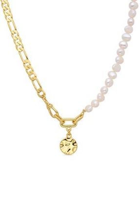 Eye Candy Los Angeles Eden Faux Pearl Figaro Chain Disc Pendant Necklace in Gold at Nordstrom Rack