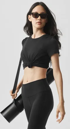 Alo | All Day Short Sleeve Top in Black, Size: Medium