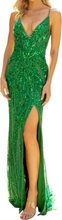 Primavera V-Neck Lace Up Back Prom Dress In Emerald
