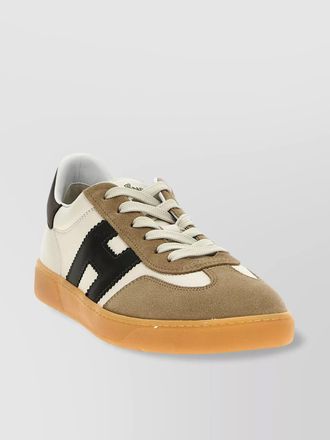 Hogan stylish sneakers with contrast panels and rubber sole