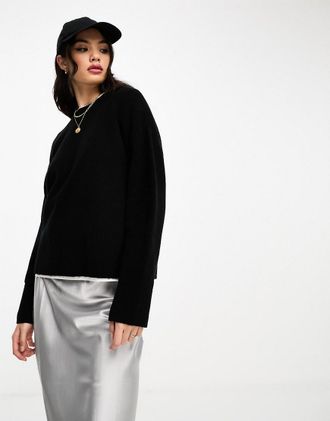 & Other Stories Maglione girocollo nero