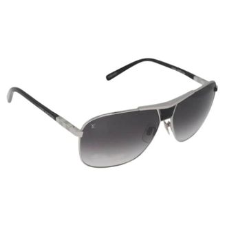Louis Vuitton Pre-owned Accessories, female, Black, Size: ONE SIZE Pre-owned Metal Sunglasses