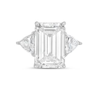 Diana M. Jewels Platinum 15ct lab grown emerald diamond ring with trillions on the sides