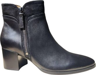 Regarde le ciel Womens Ankle Boots In Black