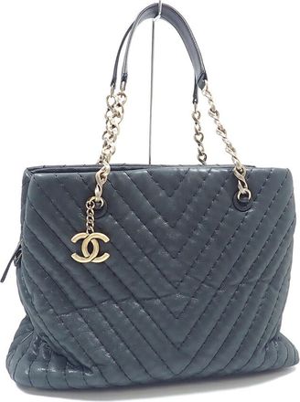 Chanel Black Leather Tote Bag (Pre-Owned)