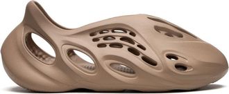 Yeezy by Kanye West YEEZY Foam Runner Clay Taupe sneakers - unisex - Polyethylene vinyl acetate (PEVA)/Polyethylene vinyl acetate (PEVA)/Polyethylene