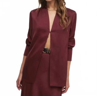 Favorite Daughter Izzy Long Sleeve Top In Vino