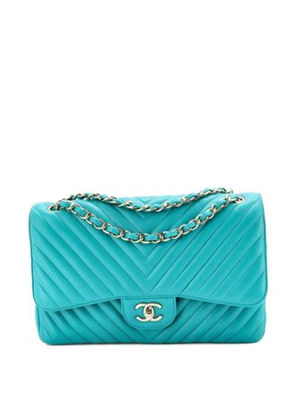 Chanel Classic Double Flap Bag Chevron Lambskin Jumbo shoulder bag - women - Calf Leather - One Size - Blue