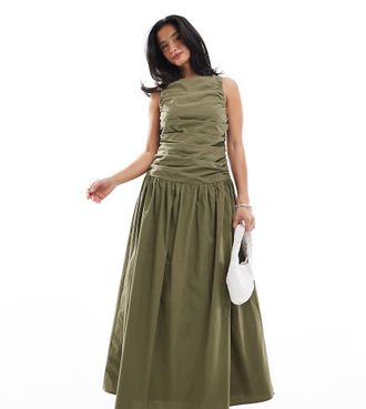 4th + Reckless Petite ruched poplin sleeveless drop waist maxi dress in khaki-Green