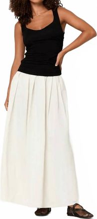 Bloomingdale's Yulia Sweetheart Neck Seamless Tank In Black