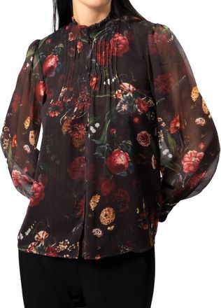 Area Stars Ada Top In Black