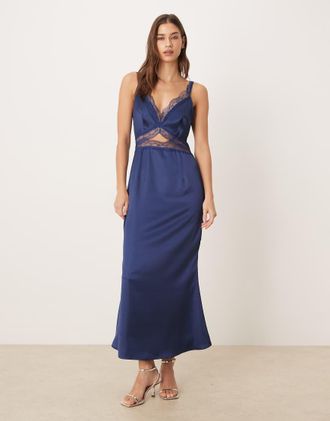 Never Fully Dressed Mimi - Vestito al polpaccio stile sottoveste in raso blu navy