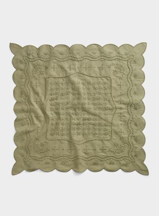 Simons Womens Broderie anglaise scalloped scarf