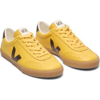 Veja Volley Leather Sneaker in Sunshine Eagle Natural at Nordstrom, Size 43