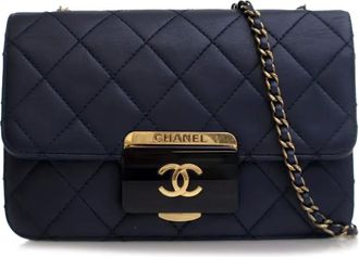 Chanel 2016-2017 Mini Lambskin Beauty Lock Flap crossbody bag - Blue