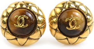 Chanel gold Metal Clip Earrings (Pre-Owned)