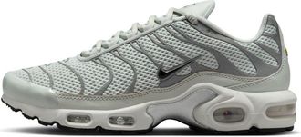 Nike (WMNS) Nike Air Max Plus Light Silver FV8480-002