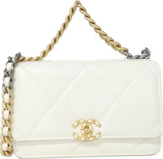 Chanel White Leather Chain/Shoulder Wallet (Pre-Owned)