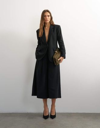 Topshop pantaloni cropped a gamba larga plissettati con cintura neri-Nero